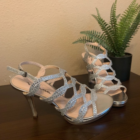 Sparkly Heels - Picture 3 of 3